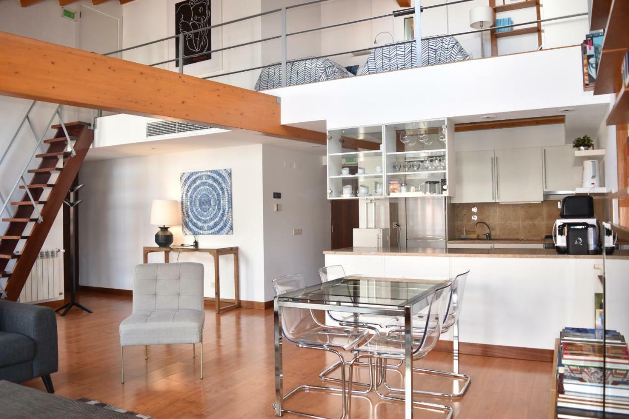 Architect-Designed Loft In A Historic Hilltop Neighborhood Lisbona Esterno foto