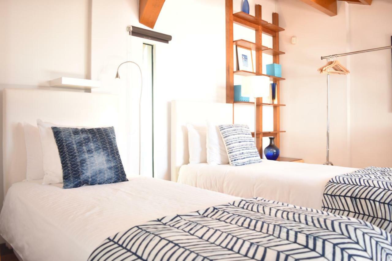 Architect-Designed Loft In A Historic Hilltop Neighborhood Lisbona Esterno foto