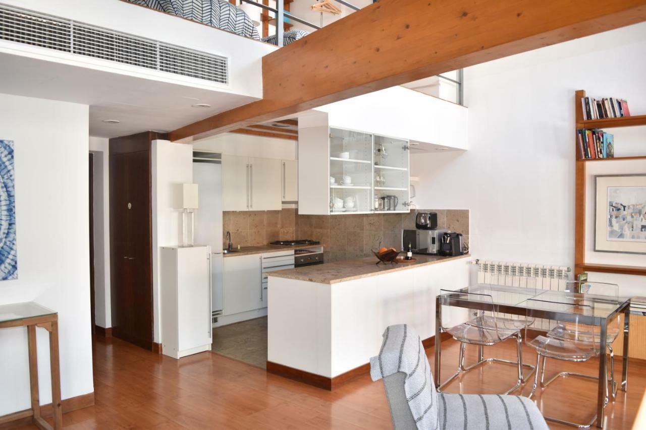 Architect-Designed Loft In A Historic Hilltop Neighborhood Lisbona Esterno foto