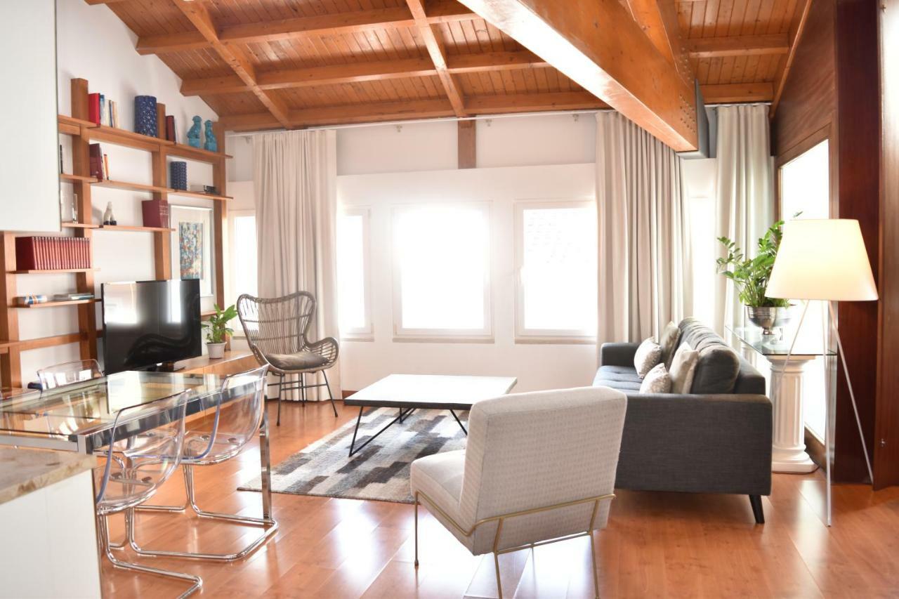 Architect-Designed Loft In A Historic Hilltop Neighborhood Lisbona Esterno foto