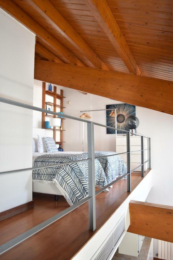 Architect-Designed Loft In A Historic Hilltop Neighborhood Lisbona Esterno foto