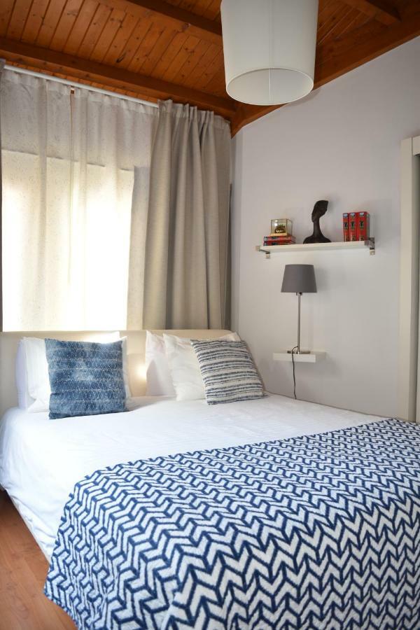 Architect-Designed Loft In A Historic Hilltop Neighborhood Lisbona Esterno foto